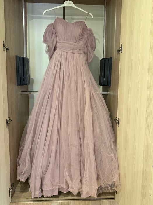 Платье на очень тонких девушек,вечернее платье