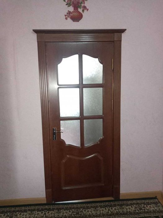 Яхши сақланган ошхона мебели, шкаф жавони, MDF эшик ромлари сотилади