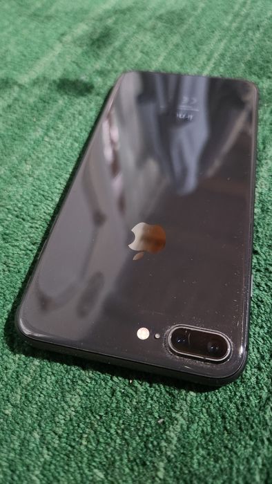 Iphone 8 plus 64gb