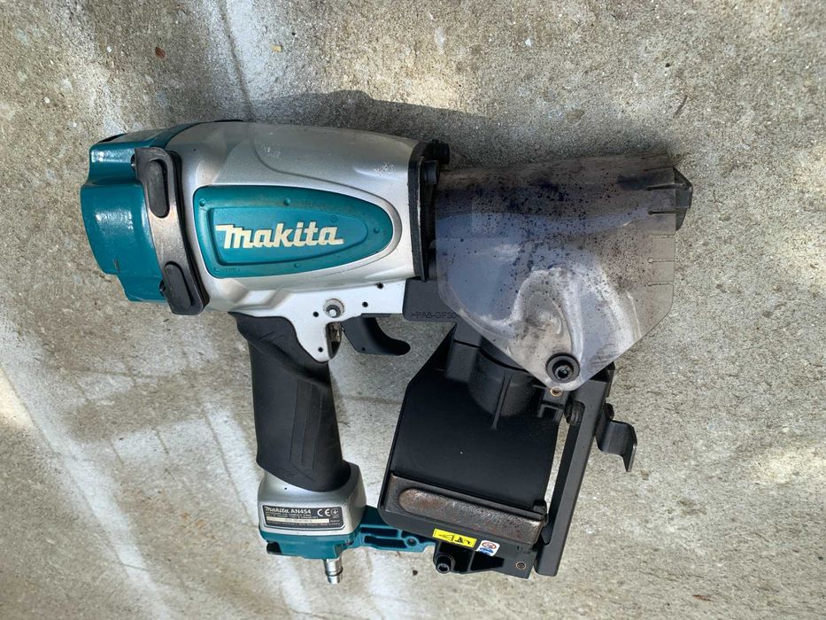Пневматичен такер за пирони Makita AN454, 19-45 мм
