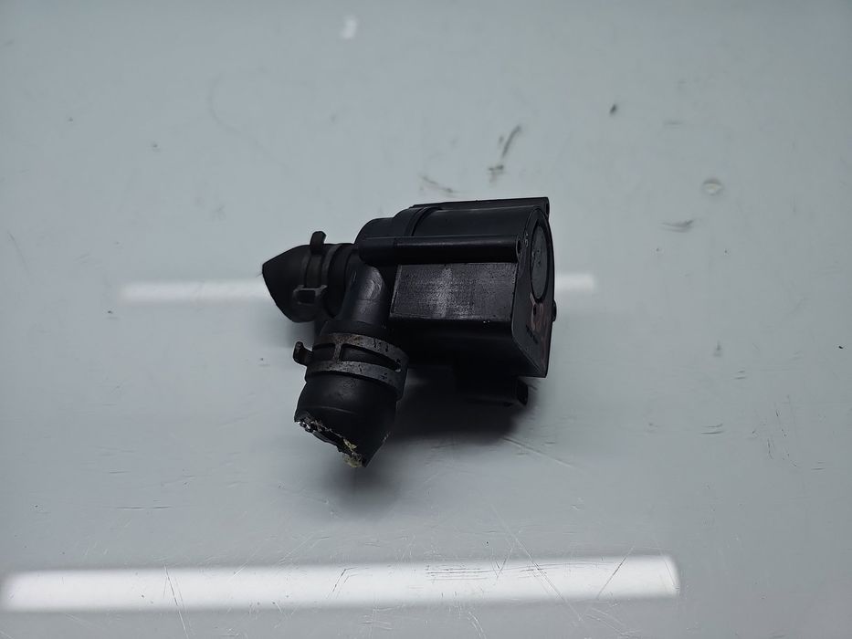 Pompa recirculare apa Volkswagen Passat B8 Variant (3G5) [Fabr 2015-pr