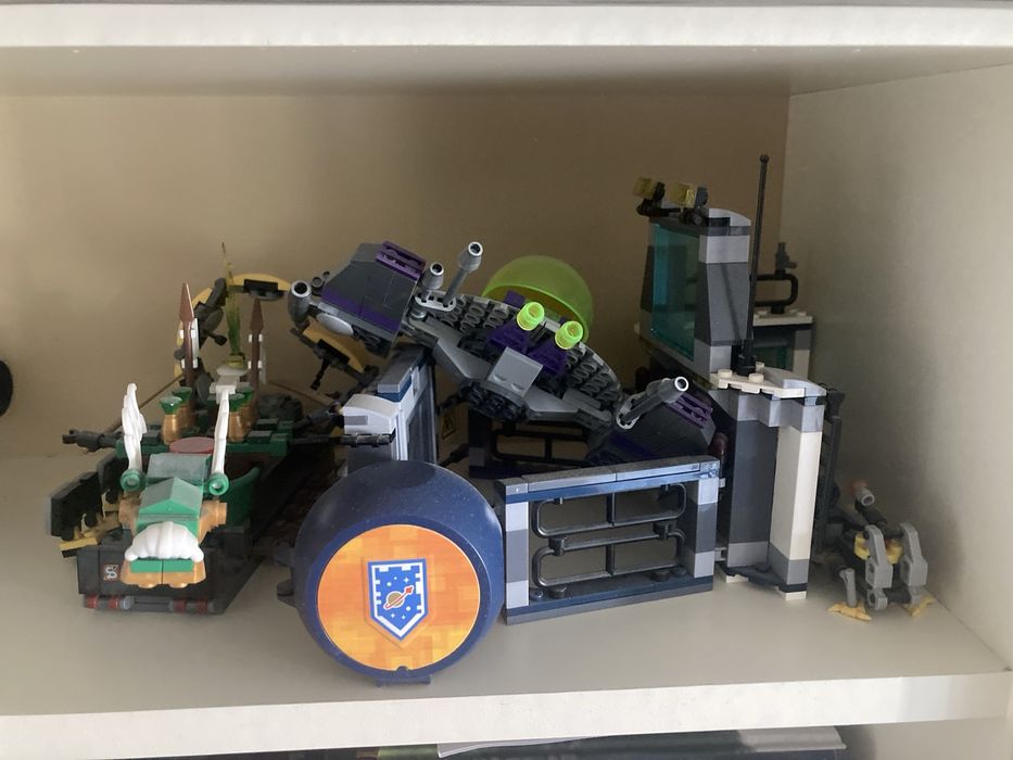 Лего наборы и человечки