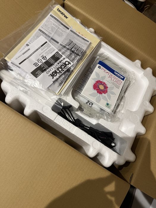 Masina de Brodat Brother Innov-Is F540E