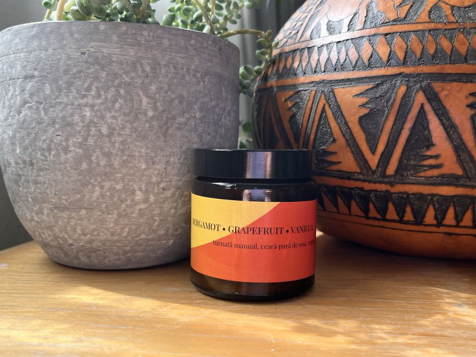Lumanare grepfruit, bergamot si vanilie