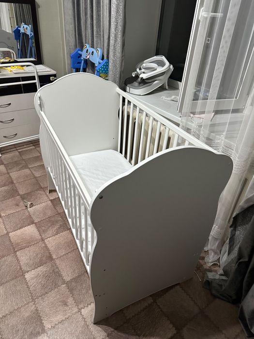 Продам детскую кровать