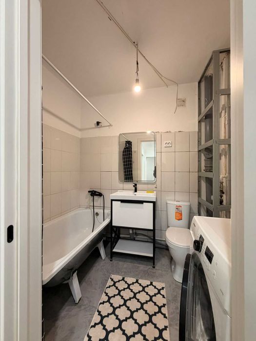 продам 2 комнатную квартиру