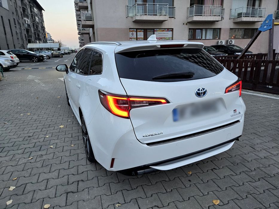 Toyota Corolla GR Exclusive Plus - HSD - E CVT 2.0 - 184 CP