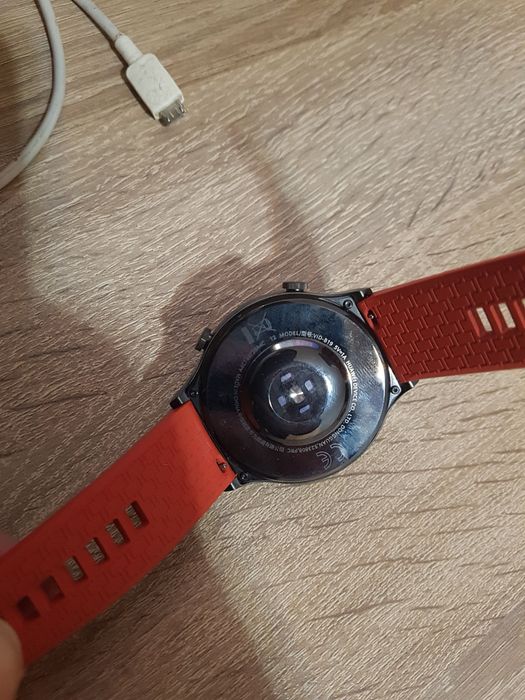 Часовник Huawei GT 2 Pro