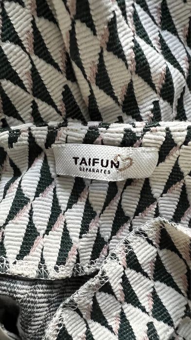 Bluza cu print retro Taifun