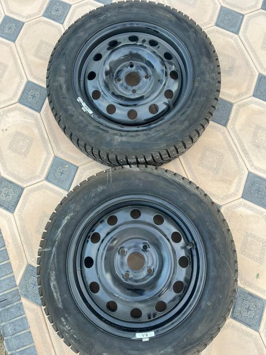 Шины с шипами и с дисками 185/65/R15