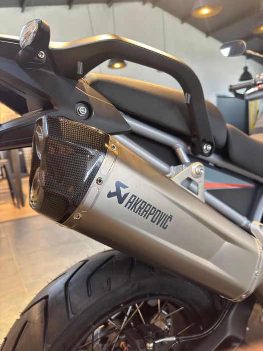 Lichidare Motocicletă Triumph Tiger 900 Desert Edition 2026  | Bonus accesorii | End Summer Sale