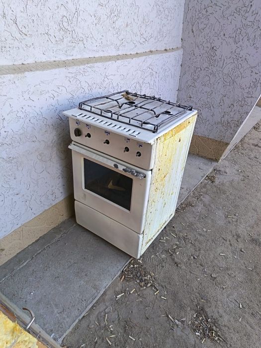 Продам срочно газ плита