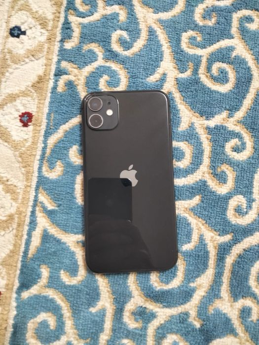 iPhone 11 128гв 74акб