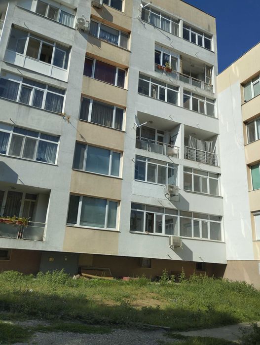 Продава се Четиристаен апартамент в Лозница - 80 кв.м за 638 €/кв.м - Снимка #1