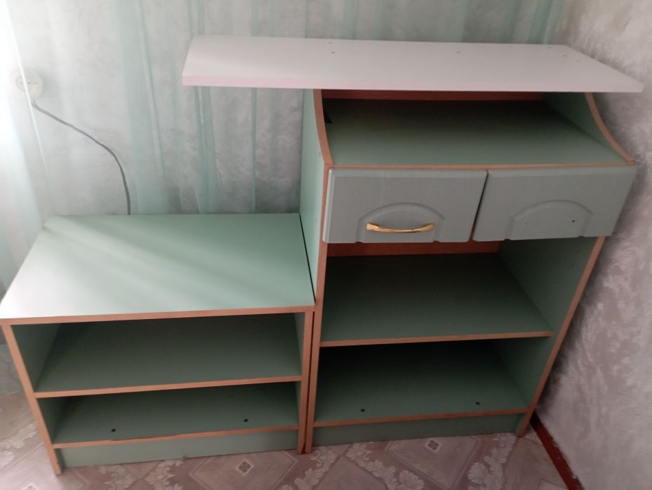 Продам тумбочки открытые 30000 ( торг )