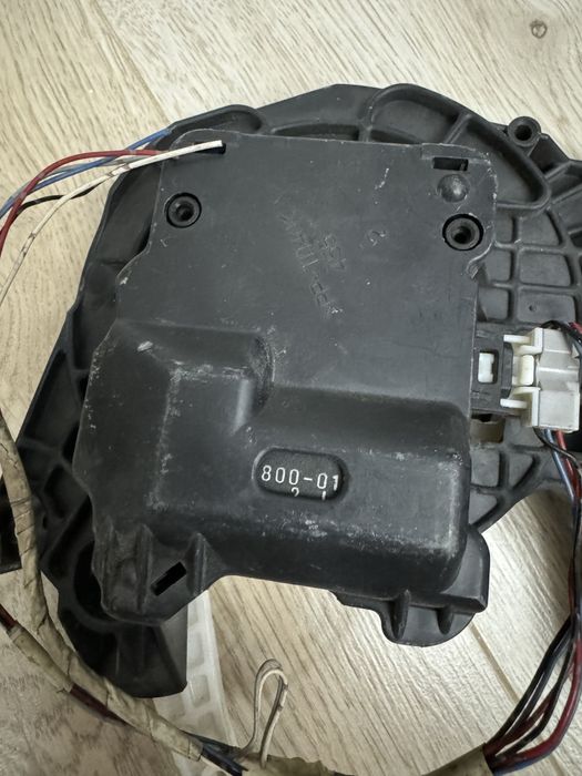 Продам сервопривод печки от камри45