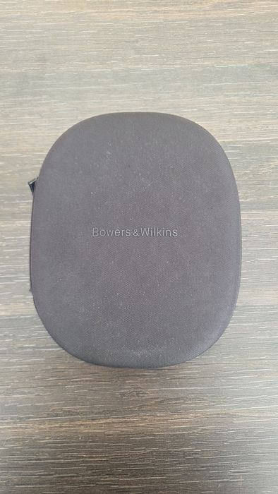 Слушалки Bowers & Wilkins нови
