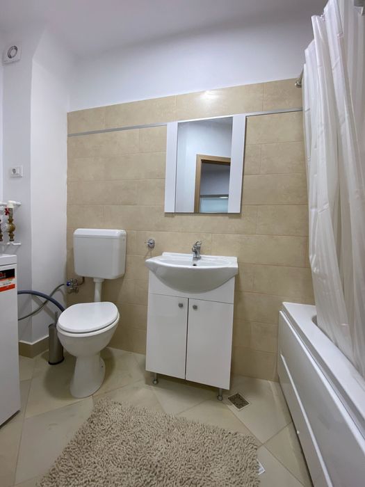 PROPRIETAR, inchiriez apartament cu 2 camere, zona Lipovei