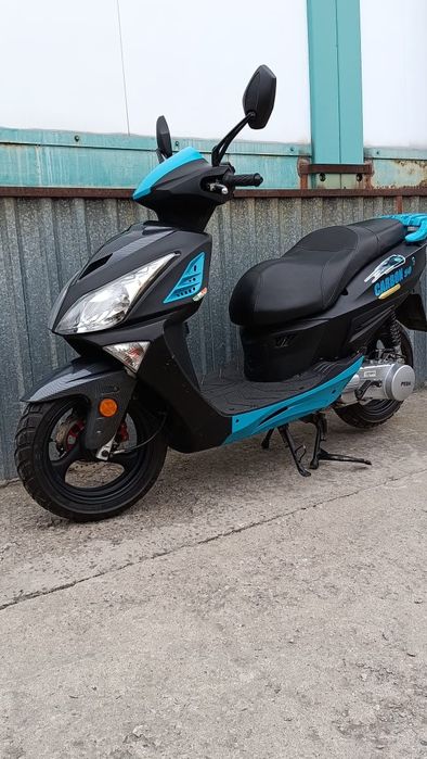 Продам скутер 2022 года