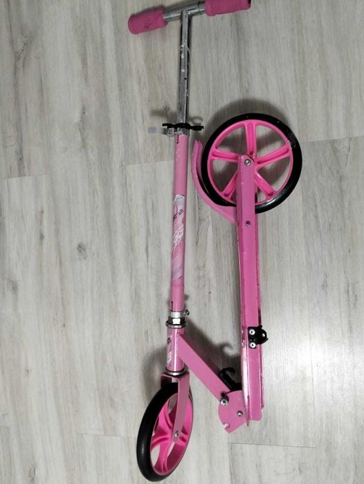 Самокат 2х колесный для девочки