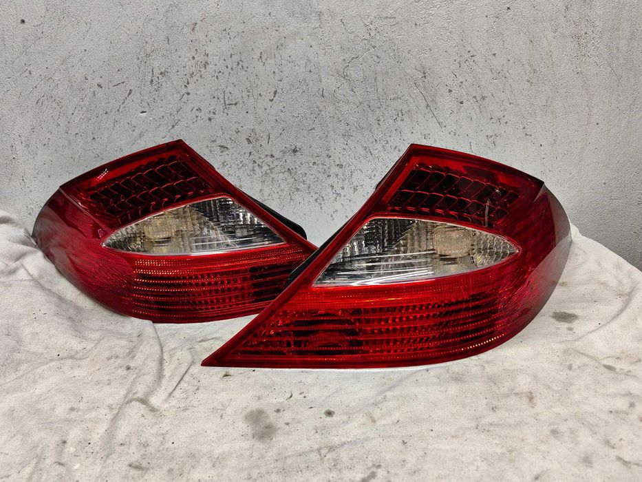 Оригинални стопове Мерцедес 219  Mercedes CLS 219 Led