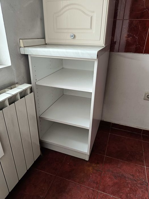 Кухненски шкафове.