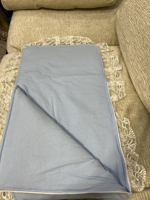 Продам комплект на выписку для мальчика