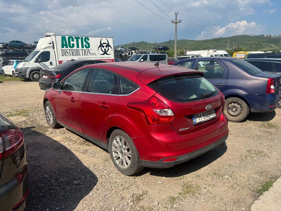 Vând Ford focus defect