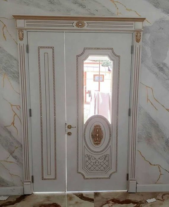 TAMPLAR - Montez uși de apartament interior și exterior tâmplărie PVC/Aluminiu - fac deplasari si in judet