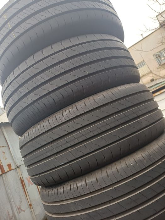 Гуми 235/50/19 Гудиар