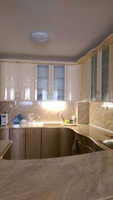 Дава се под наем Двустаен апартамент в Варна, Левски - 75 кв.м за 540 € - Снимка #15