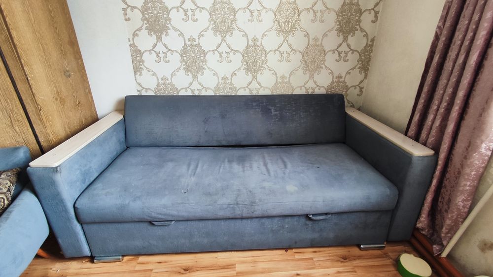Отдам диван самовывоз