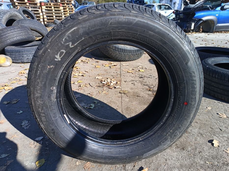 Anvelopa 215/60/R16 Bridgestone Vara Kia Sorento 2 (2009 - 2012)