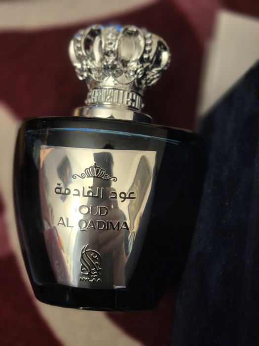 Oud al qadima apa de parfum