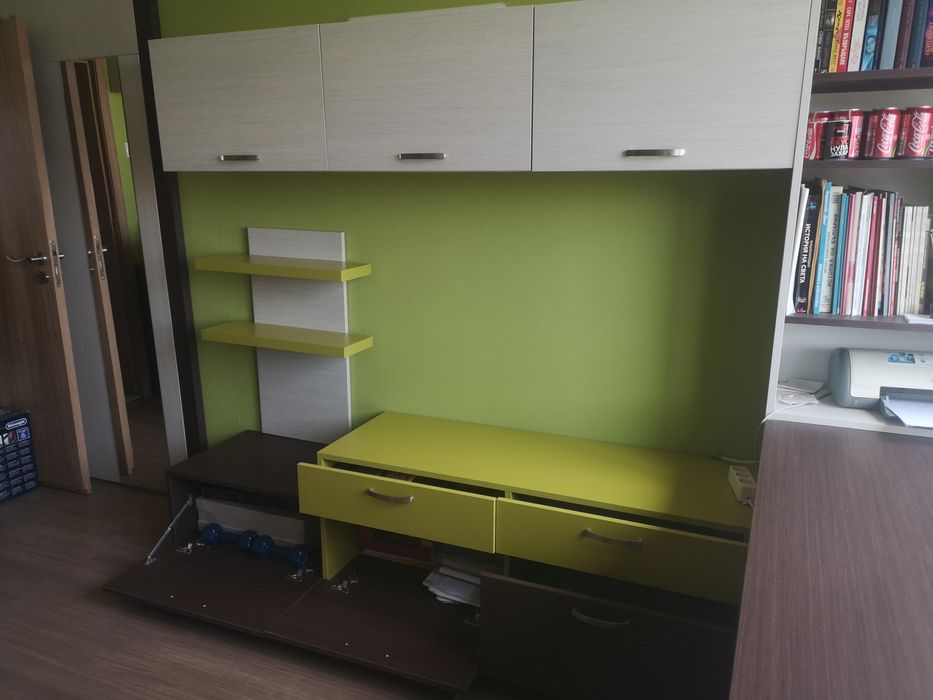 Обзавеждане за младежка стая