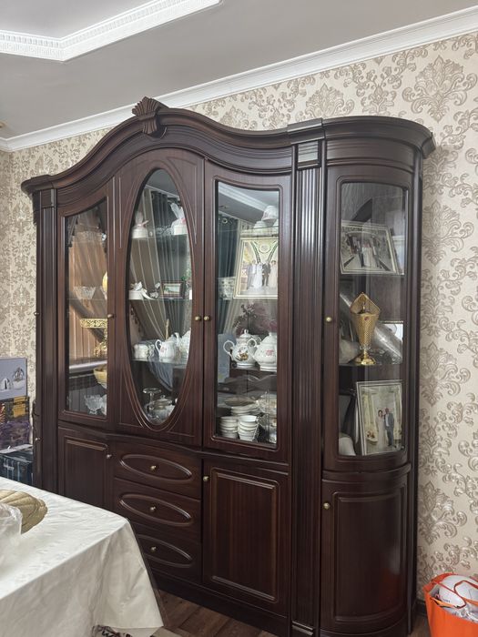 Шкаф детские , шкаф витрина, стол стуля