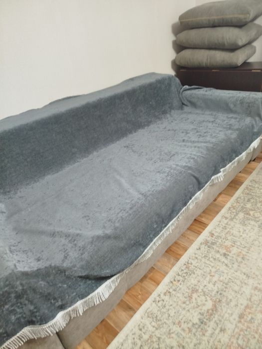 Красивый дивандек