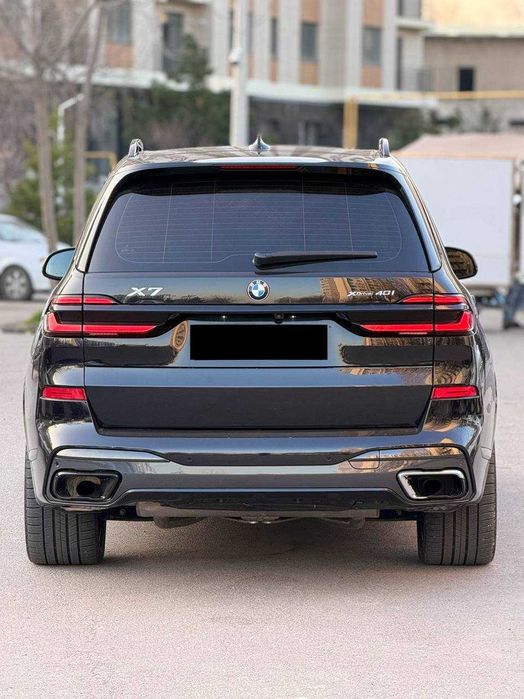 Sotuvda BMW X7 xDrive 40i