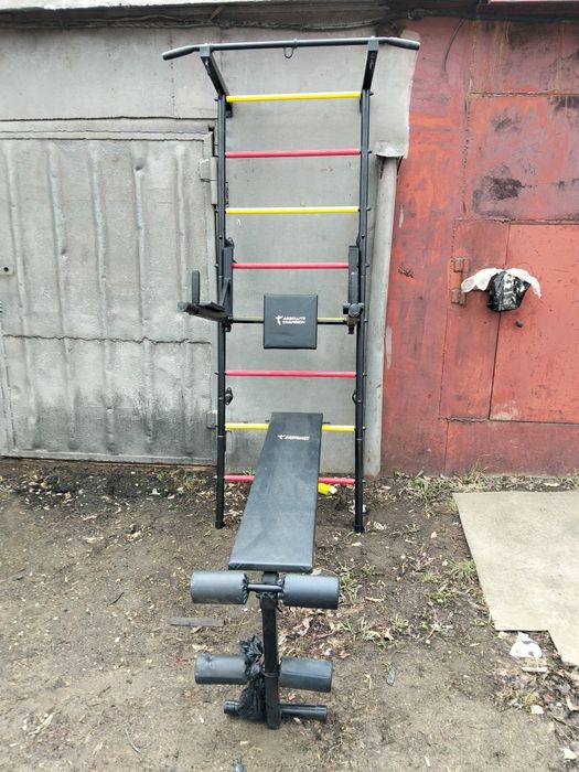 Продам турник, лестница, брусья ,лежак.