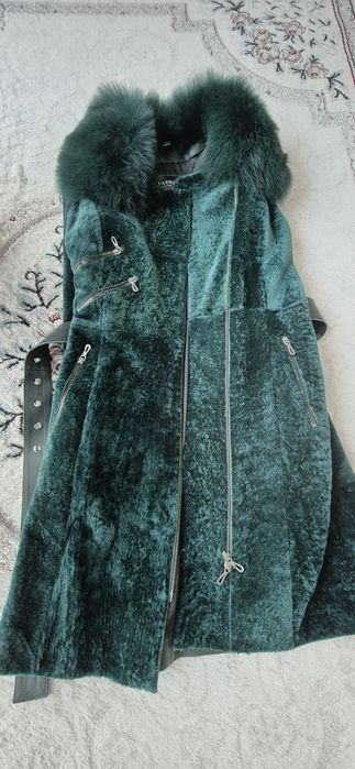 Палто / кожух от естраган, естествена кожа и лисица