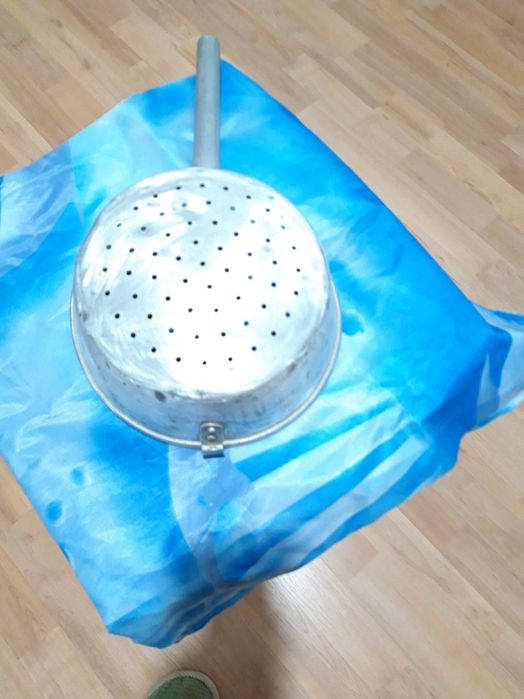 Дуршлаг алюминиевый для кухни