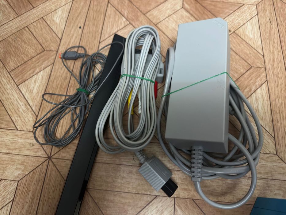 Nintendo Wii Limited Edition Blue