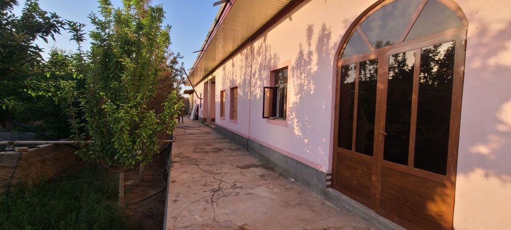 Mashʼal mahallasida joylashgan 12 sotix hovli sotiladi.