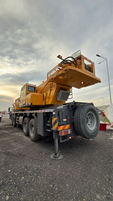 Xcmg 100 tonnalik avtokran