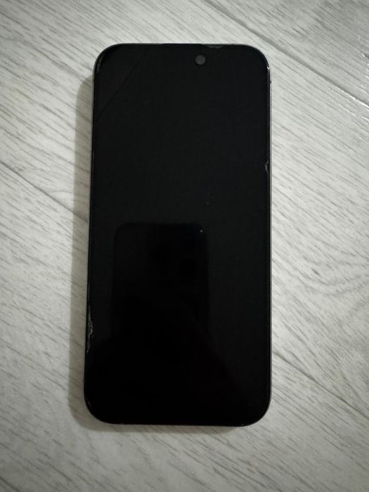 Айфон 15 про.