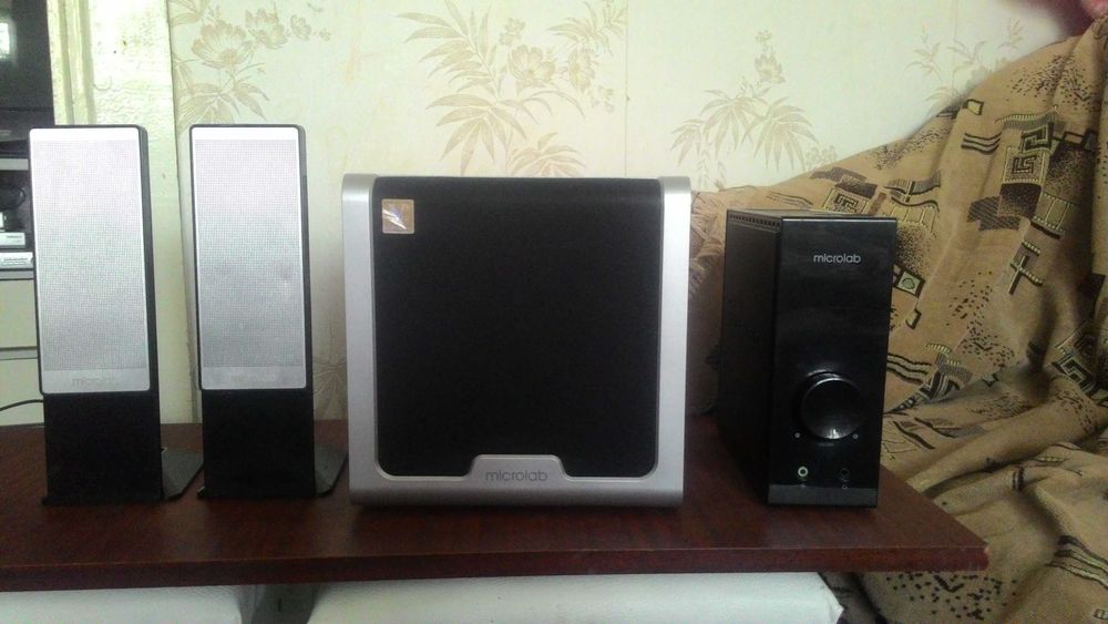 Акустические колонки