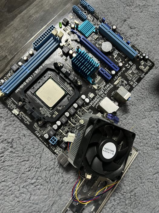 Piese Pc / placi baza / procesoare / surse/ Hdd