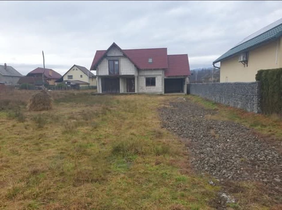 Casă la roșu 160utili