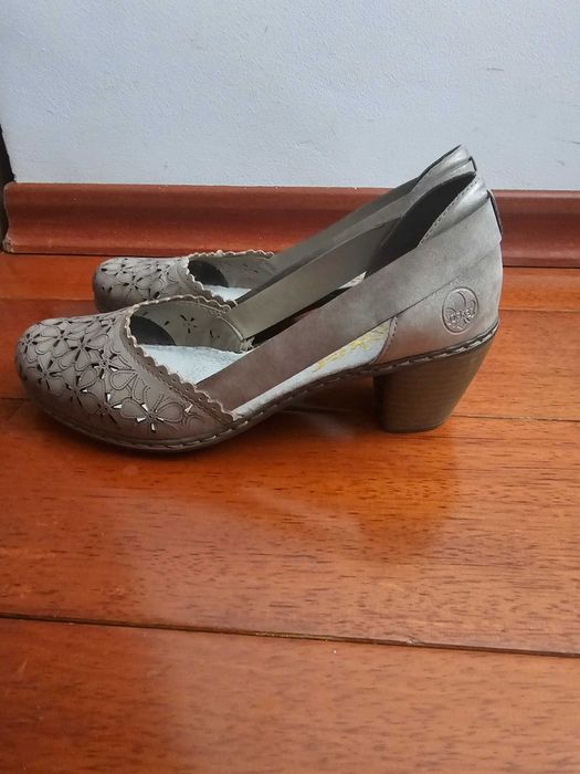 Pantofi de damă Rieker cu toc confortabil