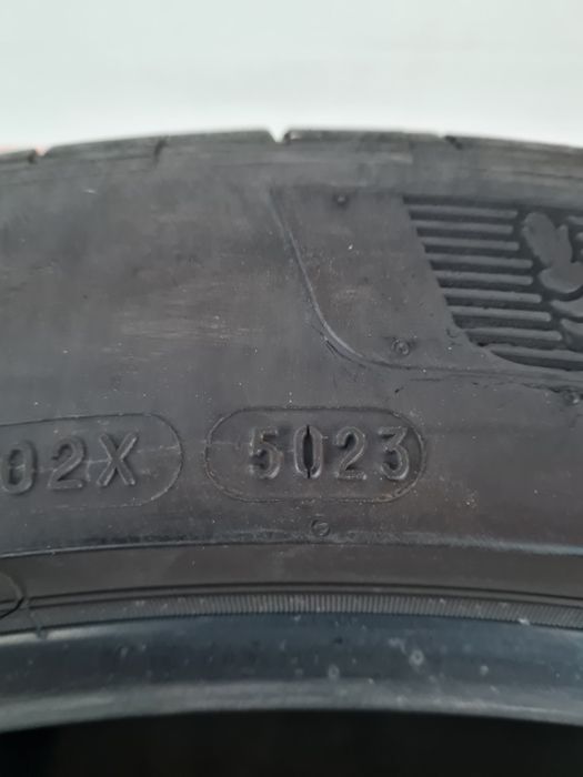 Летни гуми 2 броя MICHELIN PilotSprot4S  325 35 R23 дот 5023